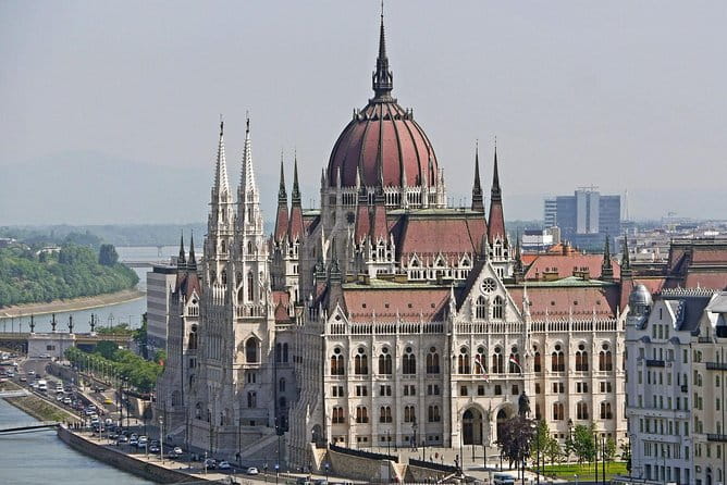 Downtown Pest Walking Tour - Who This Tour Suits Best and Why