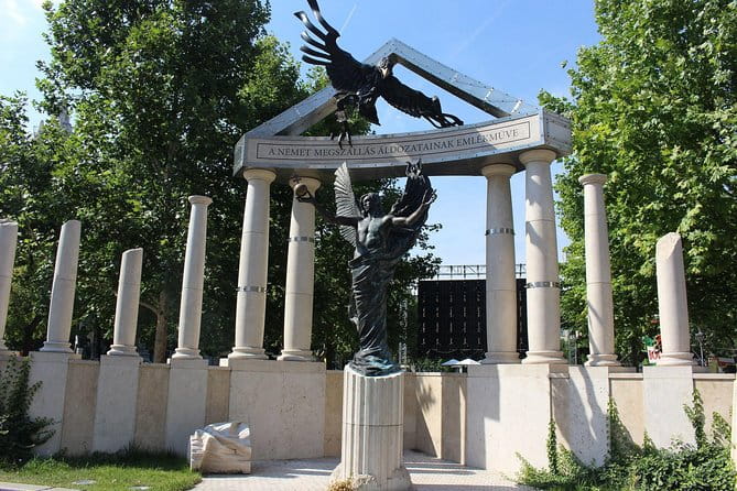 Downtown Pest Walking Tour - Price and Logistics: Good Value for a Personalized Experience