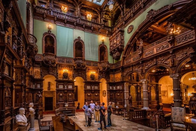 Dracula's Castle, Follow the legend in Transylvania, private tour from Bucharest - Who Will Love This Tour?