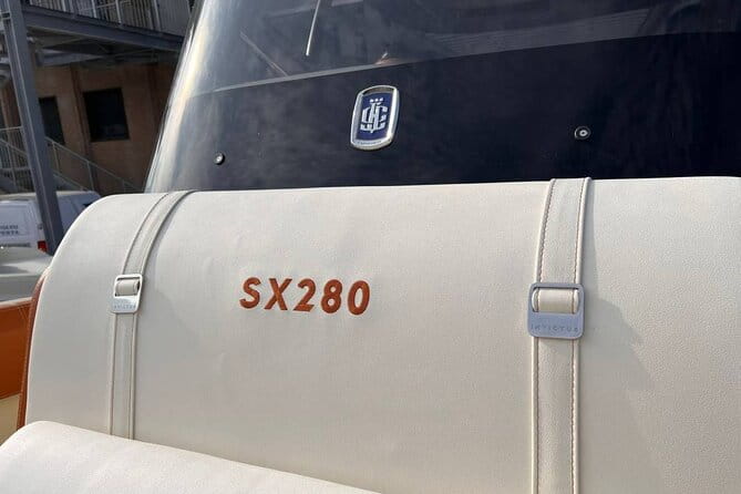 Dreamer tour(1 H) boat Invictus - Key Points / Takeaways