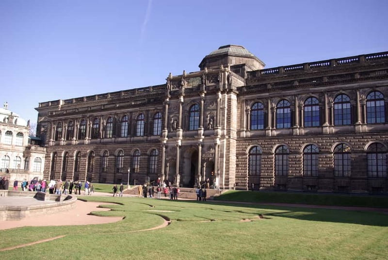Dresden: 10-Hour-Tour from Berlin by VW-Bus - FAQ