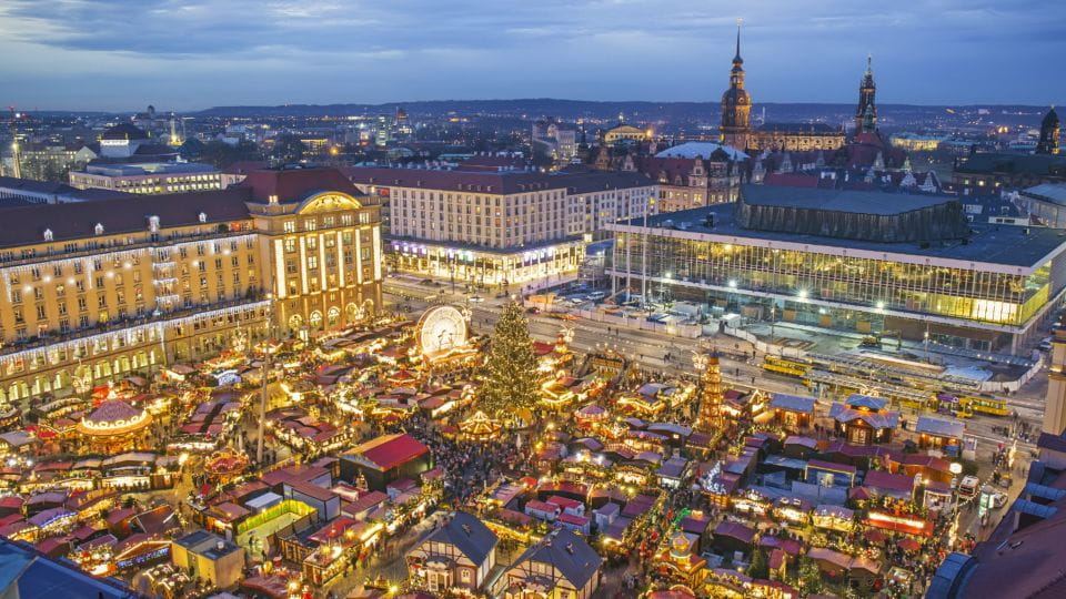 Dresden: Christmas Sightseeing Tour With a Pflaumentoffel - Dresdener Pflaumentoffel Guide