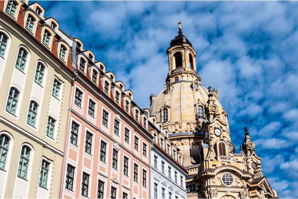 Dresden: Old Town Self-Guided Scavenger Hunt Tour - Exploring Dresdens History