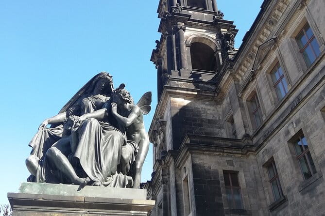 Dresden's 'Balcony of Europe': A Self-Guided Audio Tour along the River Elbe - Exploring Dresden’s Elbe: What to Expect