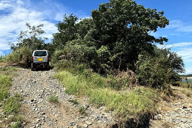Driving Experience at the Nearest Off-Road Course From Tokyo - Vehicle Features and Amenities