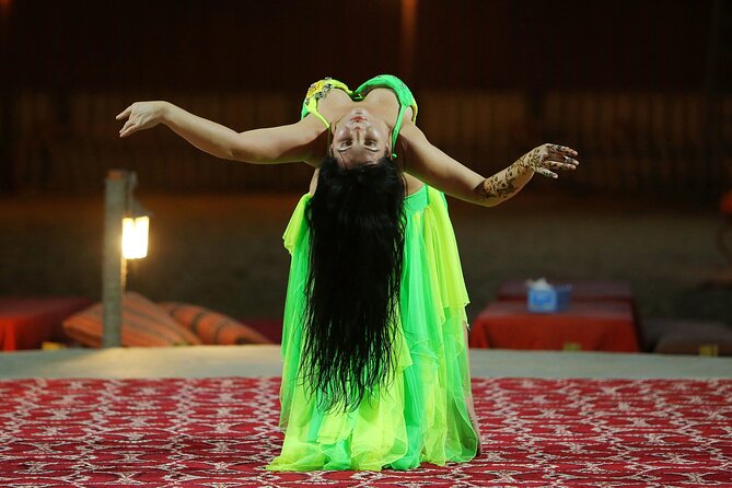 Dubai Desert Safari With Belly Dance, Fire Show and Tanura Show-The Full Package - Dining Under the Stars