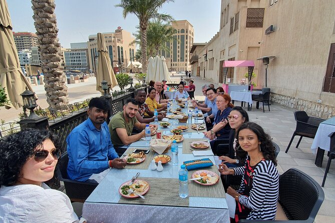 Dubais Favourite Food & Historic Walking Tour - Sampling Local Treats