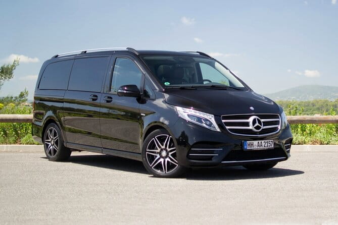 Dublin Airport (DUB) Private Transfer to Dublin City Centre - Timing and Convenience in Dublin