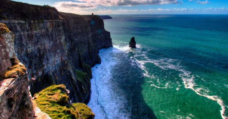 Dublin: Cliffs of Moher, Ennis, & Bunratty Castle Day Tour - A Full-Day Irish Adventure: Cliffs of Moher, Ennis, & Bunratty Castle