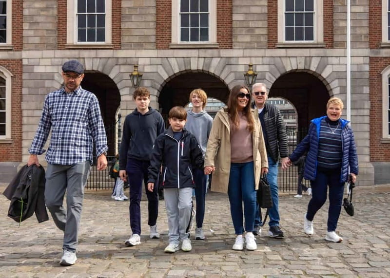 Dublin: Family Photoshoot with Edited Photos - Key Points / Takeaways