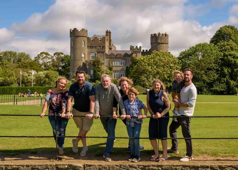 Dublin: Family Photoshoot with Edited Photos - Who Should Consider This Activity