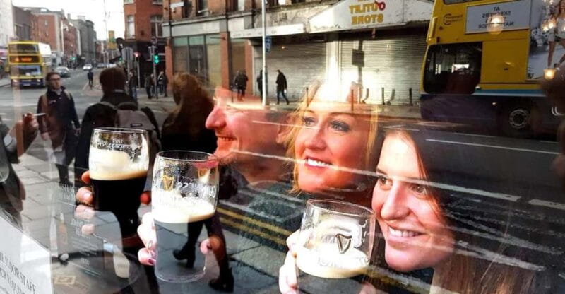 Dublin: Guided Sights and Pints Tour - Exploring Dublin’s Landmarks with Insight and Humor