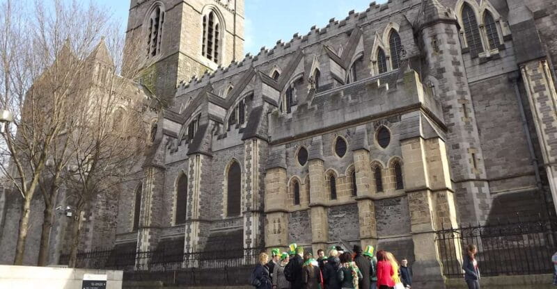 Dublin: Highlights and Hidden Corners Walking Tour - Hidden Gems and Local Secrets