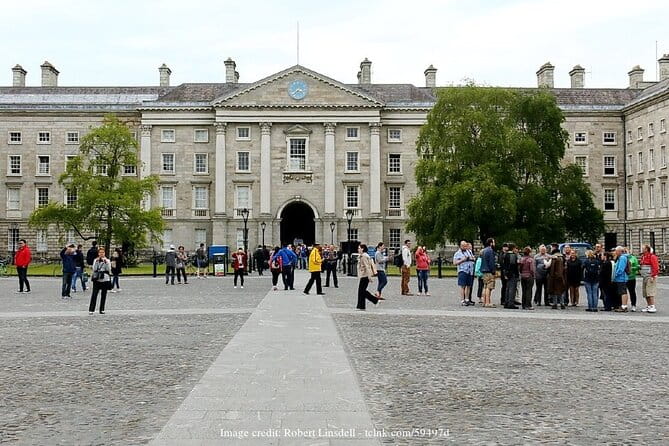 Dublin in a Day Private Tour: Book of Kells & Guinness Storehouse - Exploring Dublin in a Single Day: An In-Depth Breakdown