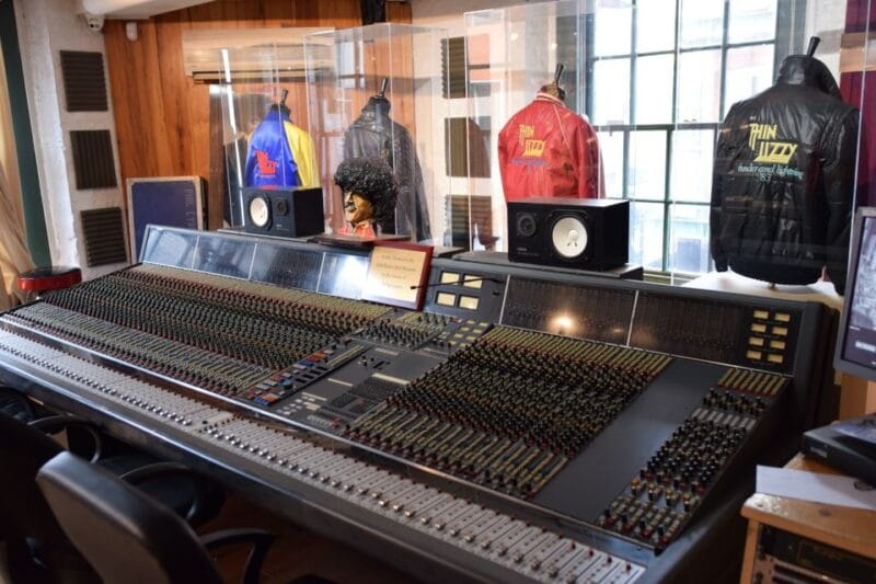 Dublin: Irish Rock 'N' Roll Museum with Tour in English - Exploring Dublin’s Heart with the Irish Rock N Roll Museum