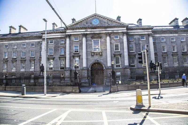 Dublin: Legends, Ghosts & Ghouls Walking Tour - The Experience: What to Expect and Tips for Travelers