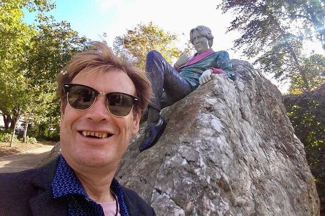 Dublin Private Custom Tour, Off-The-Beaten-Path in Temple Bar with a Local - FAQ