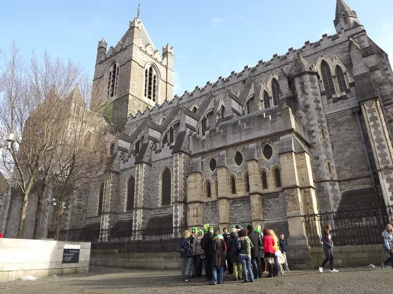 Dublin: Sightseeing Walking Tour in German - Price and Logistics: Good Value for a Quality Experience