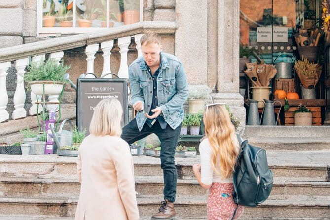 Dublin Storytelling Pub Tour - 3 stops, drinks & local snacks - Key points / Takeaways