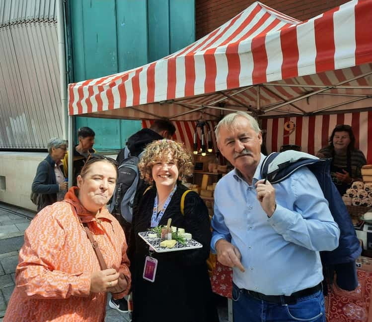 Dublin: Walking Food Tour with local chef, 7 stops or more! - Key Points / Takeaways