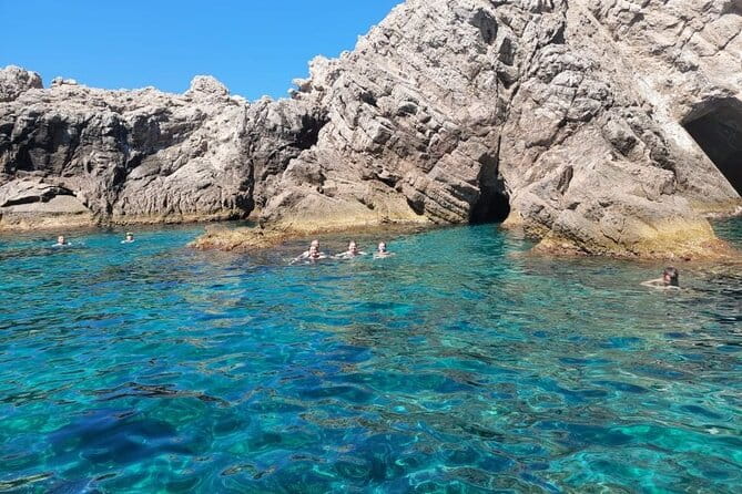 Dubrovnik Boat Rental without License - Who Should Book This?