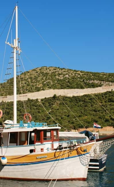 Dubrovnik: Full-Day Blue Cave & Elaphiti Islands Boat Tour - Price and Logistics: Is It Worth It?