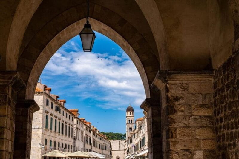 Dubrovnik : Must-See Private Walking Tour With A Guide - Key Points / Takeaways