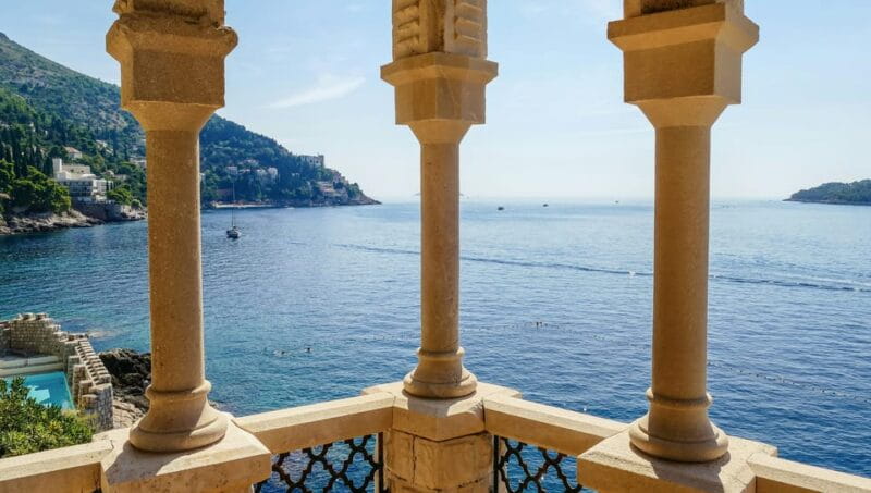 Dubrovnik: Old Town Private Walking Tour - Entering Dubrovnik’s Historic Heart at Pile Gate