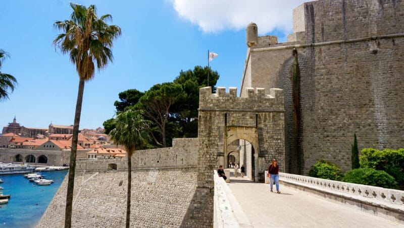 Dubrovnik: Old Town Private Walking Tour - Exploring the Iconic Landmarks of Dubrovnik