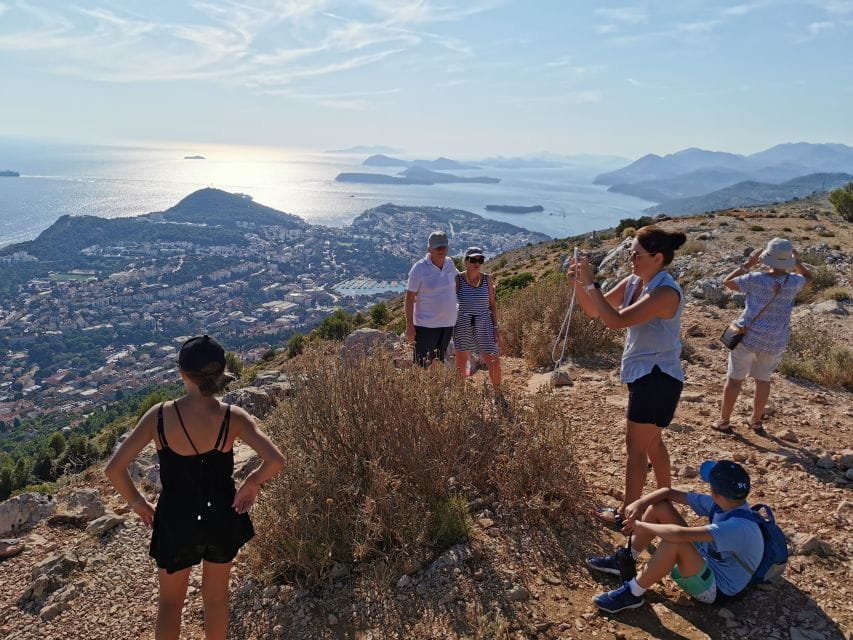 Dubrovnik: Panorama Tour With Free Time in the Old Town - Explore the Old Town