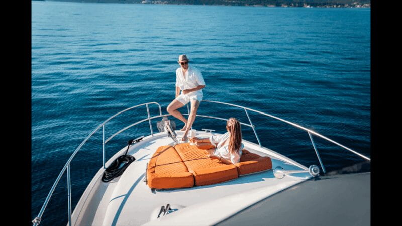 Dubrovnik: Private Elaphite Islands Tour on a Luxury Yacht - Exploring Dubrovnik’s coastline from the deck of a luxury yacht