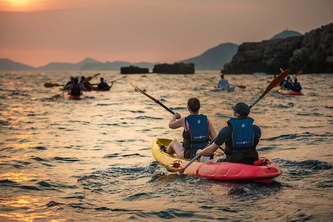 Dubrovnik: Sunset Kayak & Snorkel Tour with Wine & Water - Key points / Takeaways
