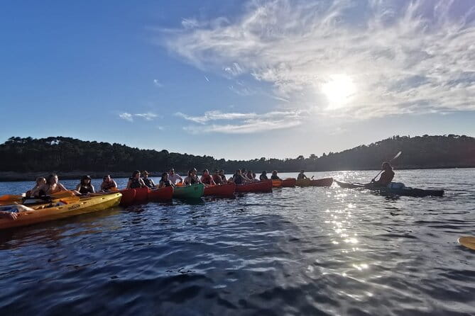 Dubrovnik: Sunset Kayak & Snorkel Tour with Wine & Water - Welcome to Dubrovnik’s Water-Based Sunset Adventure