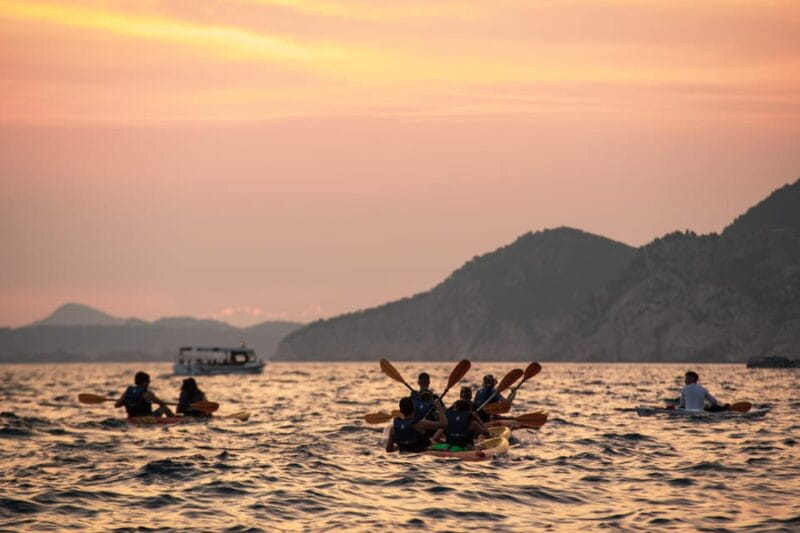 Dubrovnik: Sunset Kayaking and Snorkeling Tour - Key points / Takeaways