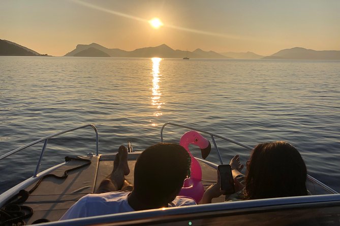 Dubrovnik Sunset Private Speed Boat Tour - Meeting Point and Transfer