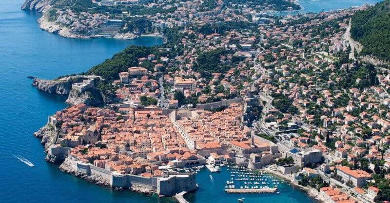 Dubrovnik walking tour from Kotor - A Scenic Journey into Dubrovnik’s Historic Heart from Kotor