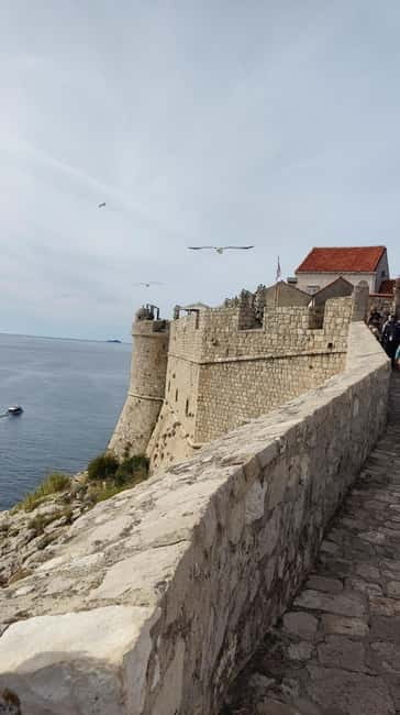 Dubrovnik Wall Tour, Stroll, Stories and Sights - Key Points / Takeaways