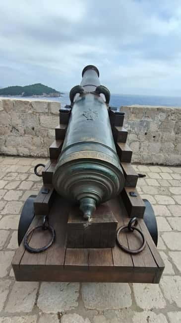 Dubrovnik Wall Tour, Stroll, Stories and Sights - Entering Dubrovnik’s Historic Walls