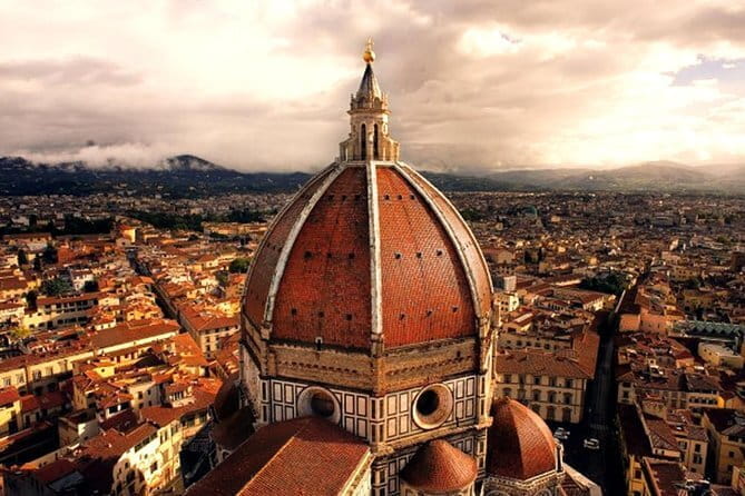 Duomo Complex Spanish Guided Tour with Cupola Entry Tickets - Exploring Florence’s Duomo Complex Through a Guided Tour