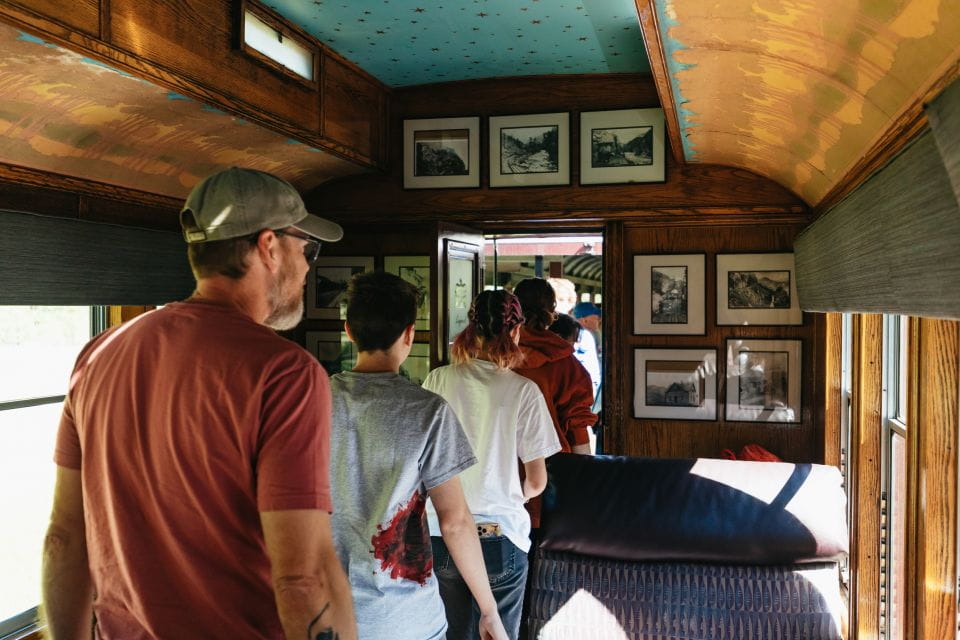 Durango: Round-Trip Train Ticket to Silverton - Photo Opportunities Along the Journey