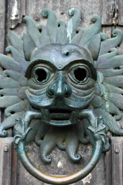 Durham: Quirky Self-Guided Smartphone Heritage Walks - Marveling at Durham Cathedral