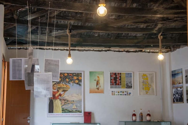 Durrës: Peeping Tourist Exhibition Ticket - Key points / Takeaways