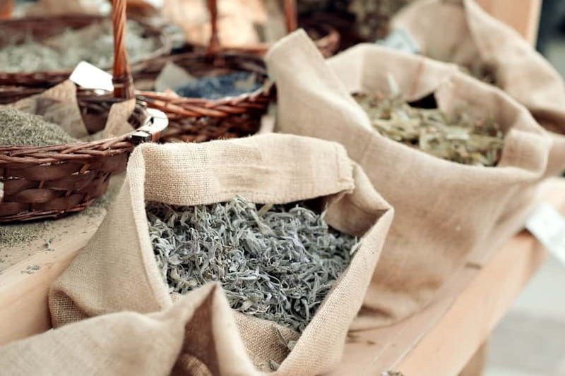 Durres: Traditional Albanian Food Tour - Tasting Durres: From Byrek to Yogurt Drinks