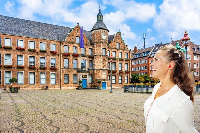 Dusseldorf: City Walk Audio Guide in 7 Languages on your Phone - Exploring the Highlights: What to Expect on Your Walk