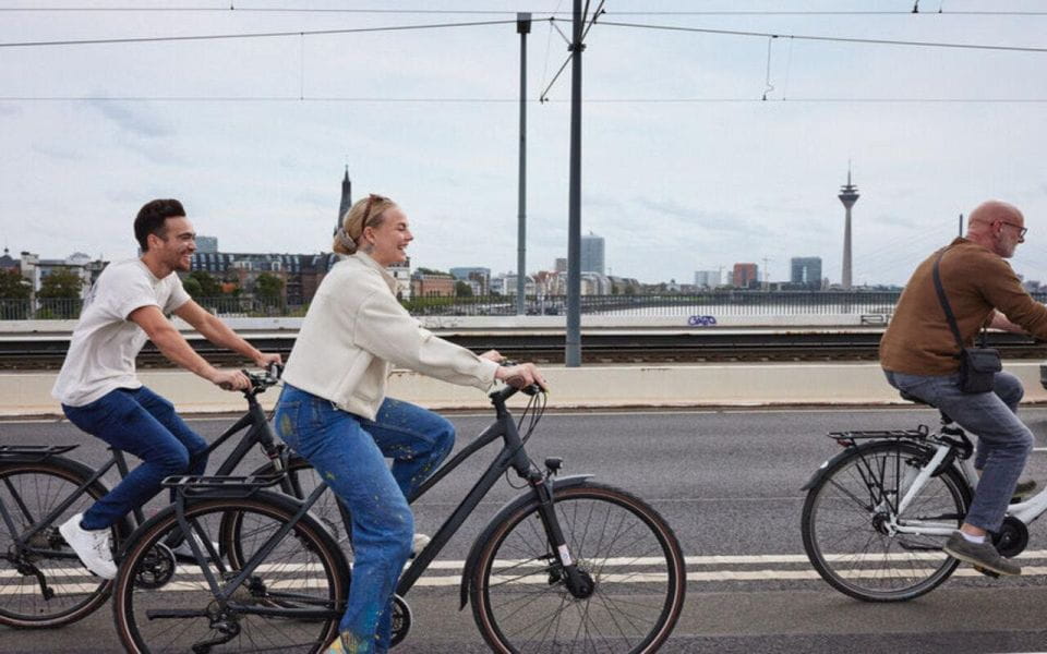 Düsseldorf: Group Biking Adventure - Key Points