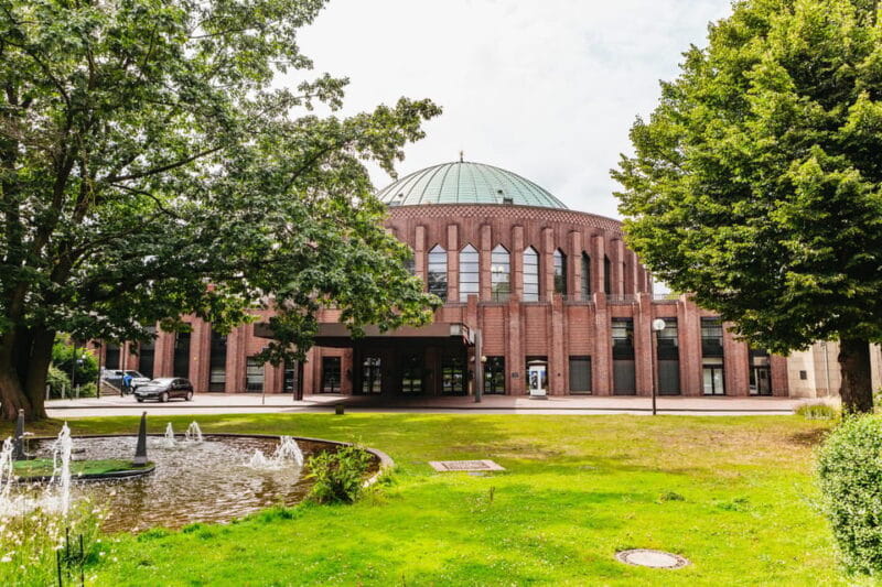 Düsseldorf: Guided City Architecture Walking Tour - Key points / Takeaways