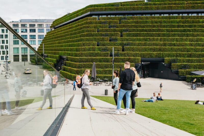 Düsseldorf: Guided City Architecture Walking Tour - Who This Tour Suits Best