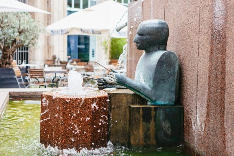 Düsseldorf: Guided City Architecture Walking Tour - FAQ