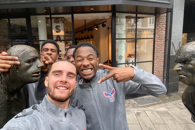 Düsseldorf Scavenger Hunt and Sights Self-Guided Tour - Participation Details