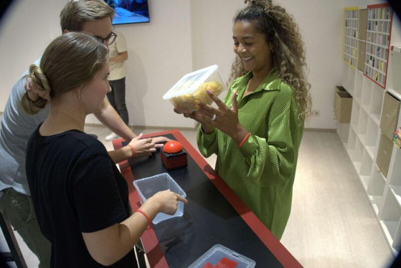 Düsseldorf: The Ultimate Team event (3 rooms - 9 games) - Key Points / Takeaways